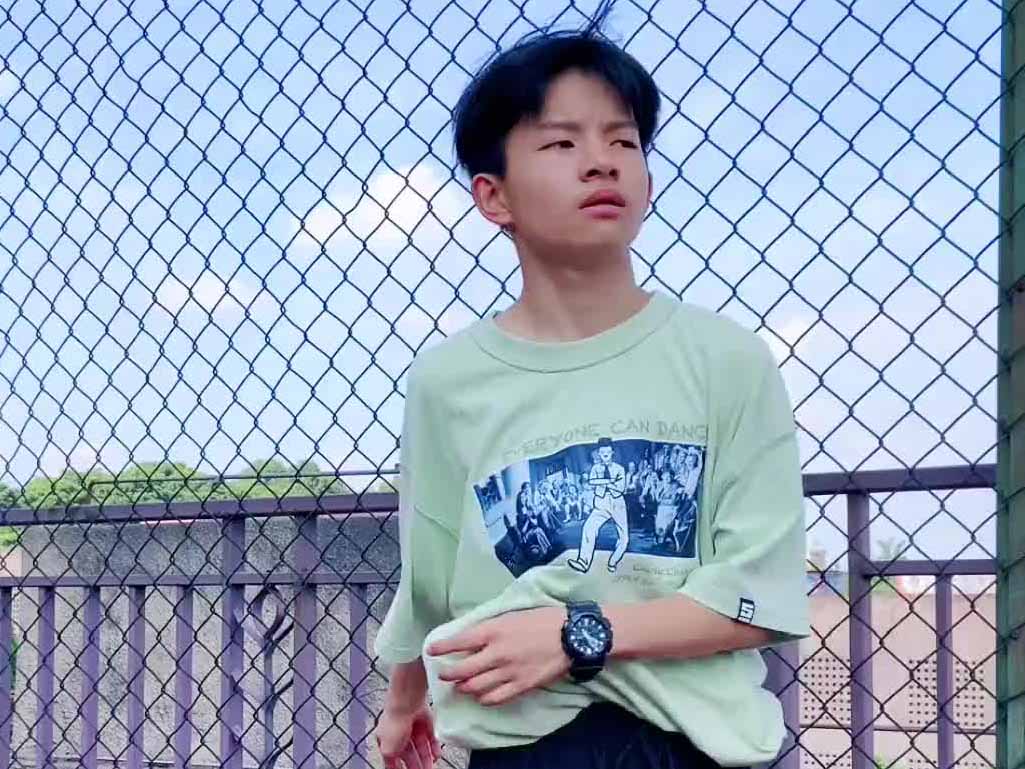 新闻资讯 | 从叛逆少年到阳光学子：专业教育咨询如何引导青春期的正确航向